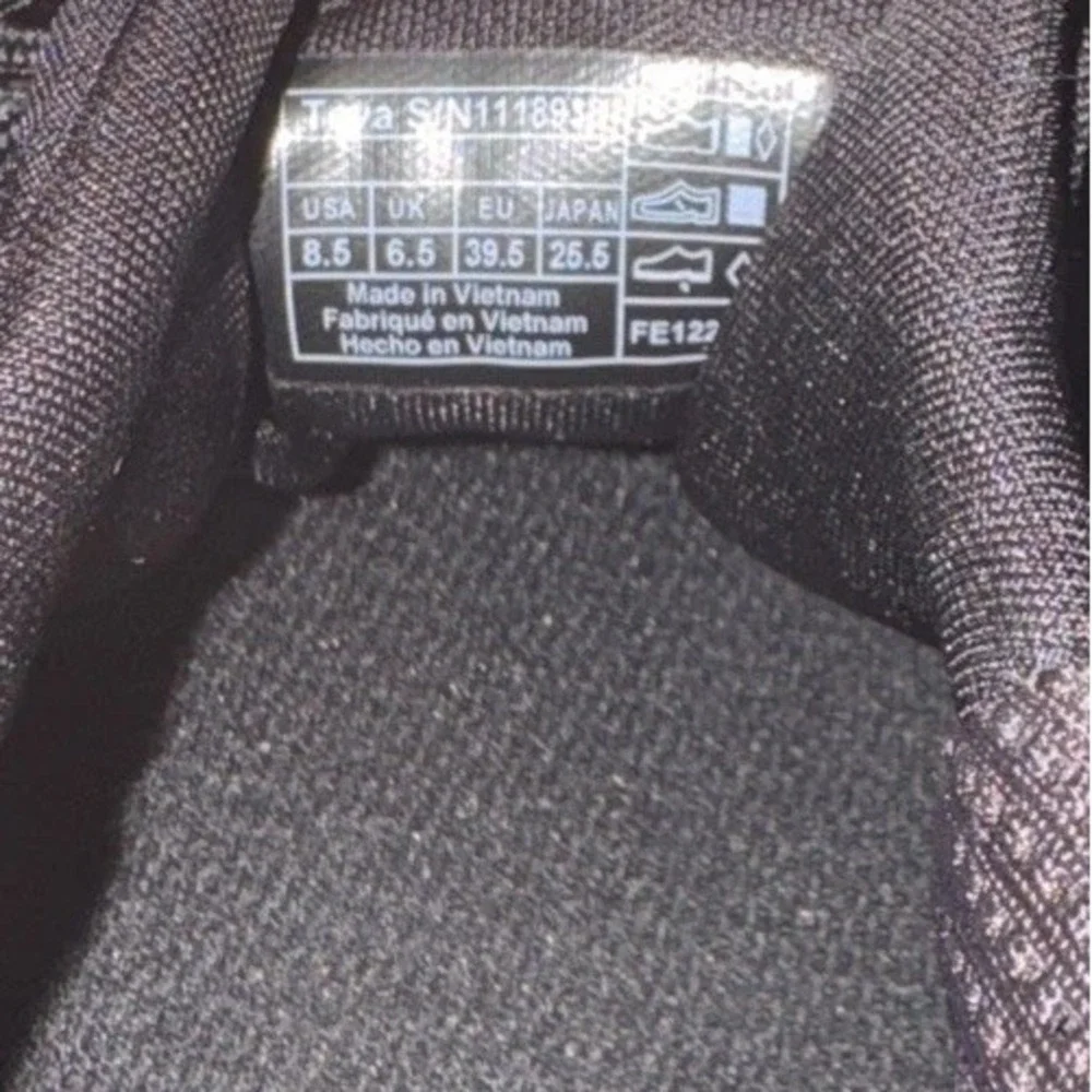 Teva Gateway Swift Breathable Mesh Black All Terrain Sneakers‎ Size 8.5